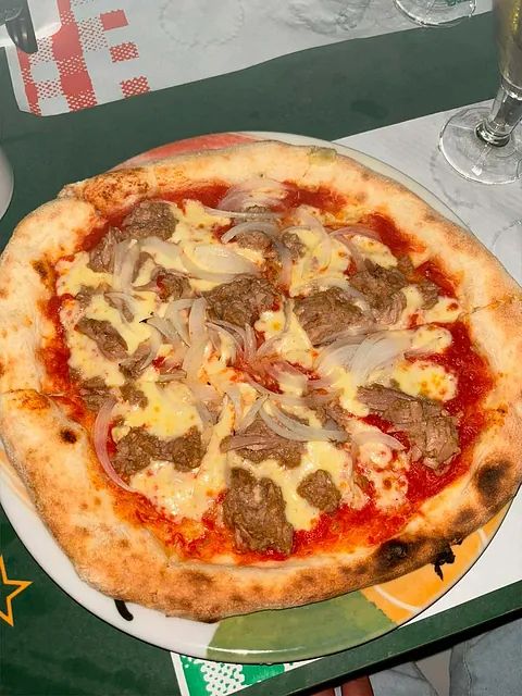 Mare Nostrum pizza